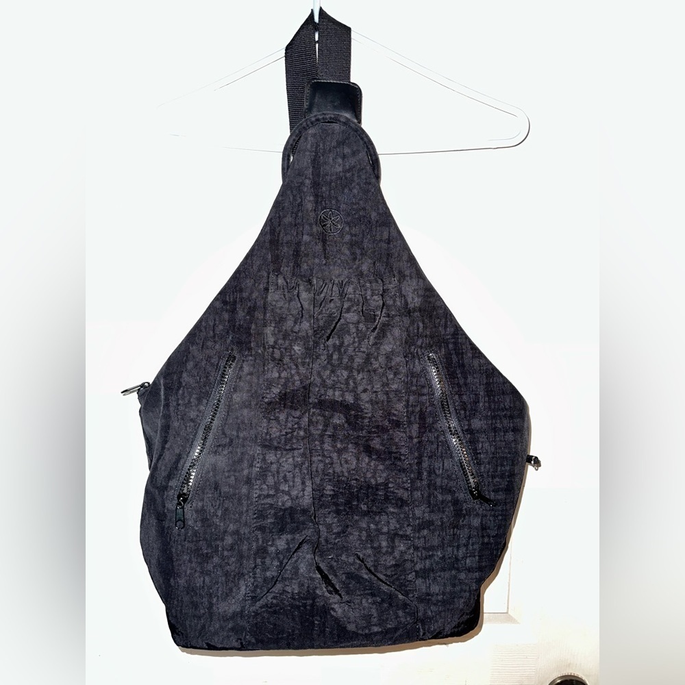 Gaiam Yoga Knapsack Single Strap Backpack Tote | Black